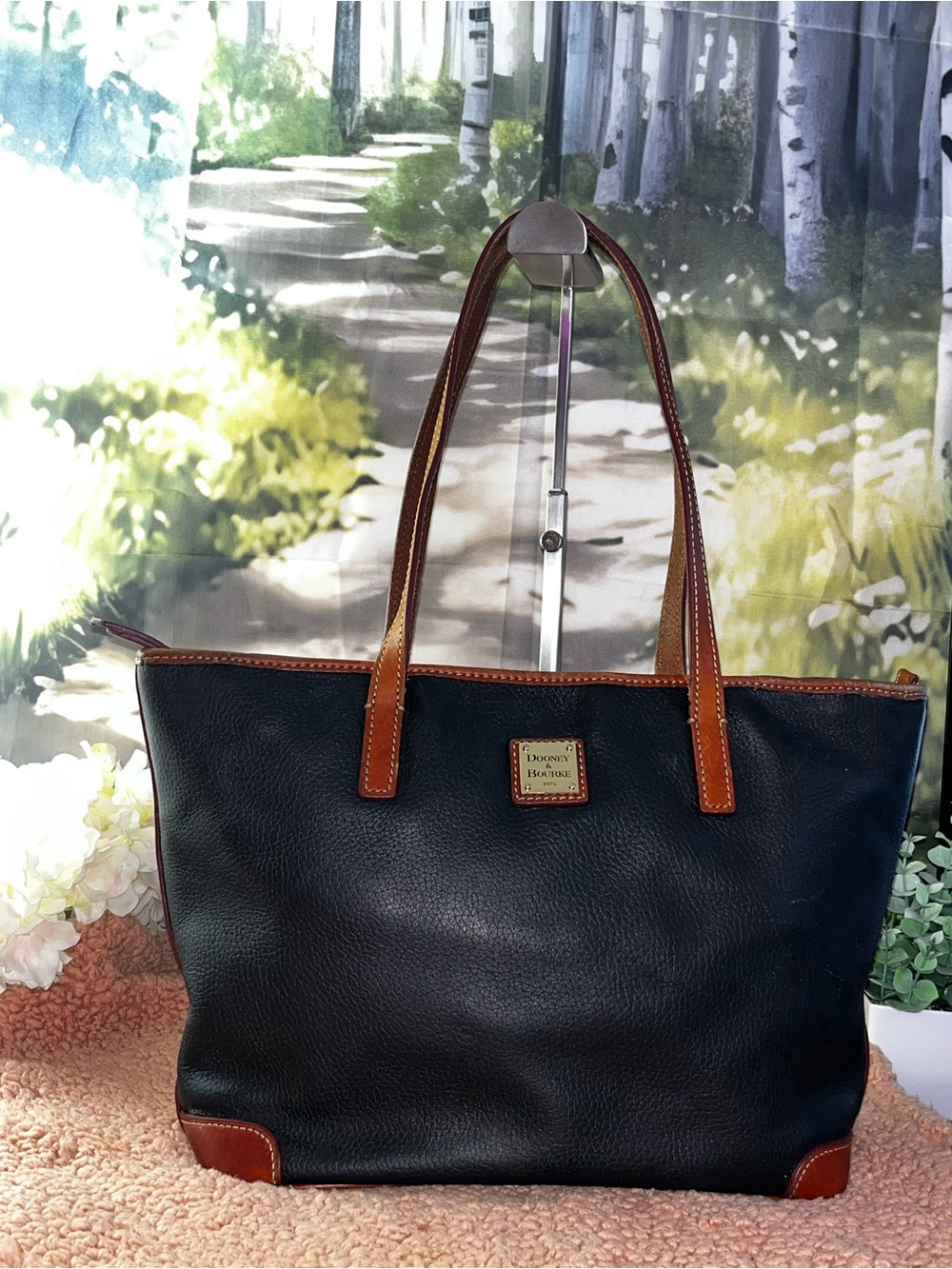 Dooney and Bourke pebble grain Charleston shopper